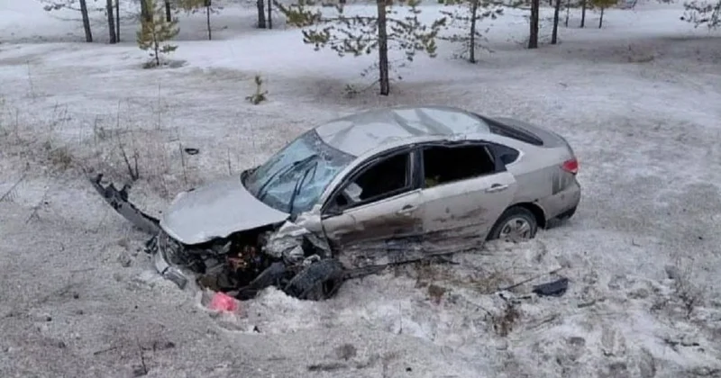 Две легковушки попали в смертельную аварию в области Абай