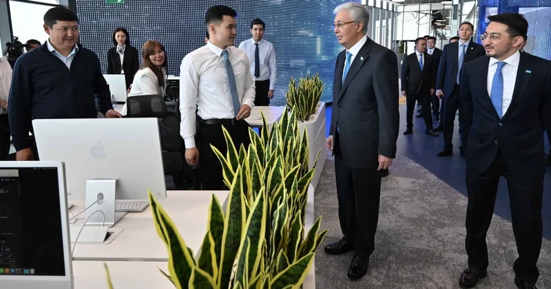 Қасым Жомарт Тоқаев 14 өңірде Tomorrow School желісін ашты