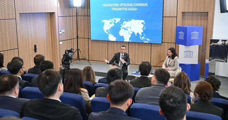 Спикер Сената выступил на открытии курса по развитию логистической отрасли