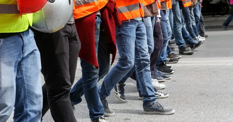 Число забастовок с приостановлением работы снижается в Казахстане