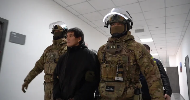 Ата анасы мен ұлын жарты жыл айырмашылықпен өлтірген Атыраудағы отбасының қазасына қатысты жаңа деректер