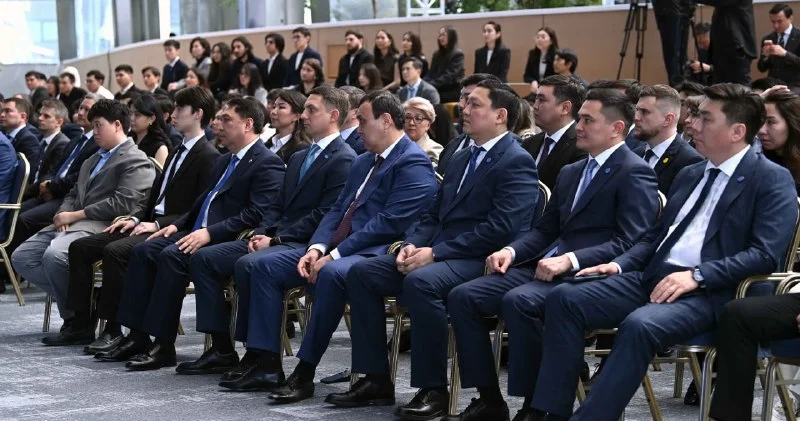 Президент IT саласындағы озық идеялар мемлекеттік жүйеге енгізілуі тиіс екенін айтты