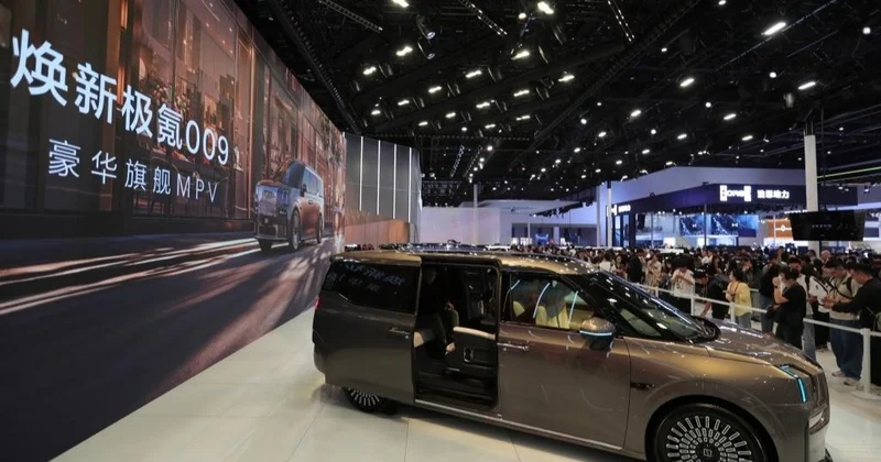 Бейжіңде әлемдегі ең ірі халықаралық автокөрме ашылды