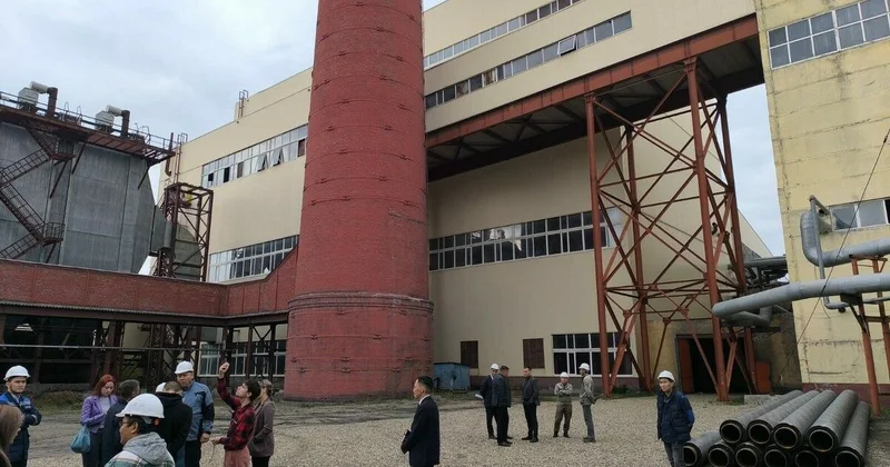 Построить за три года время пошло!