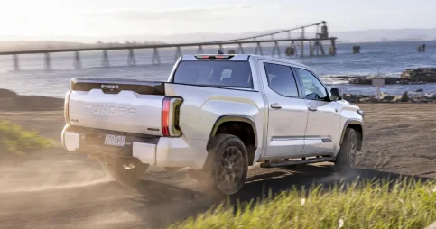 Концерн Toyota отзывает серию автомобилей Tundra