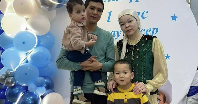 Тастап кетпейсіз бе? : бір ауыз сөзімен елді елжіреткен Айсұлтан жайлы анасы айтып берді