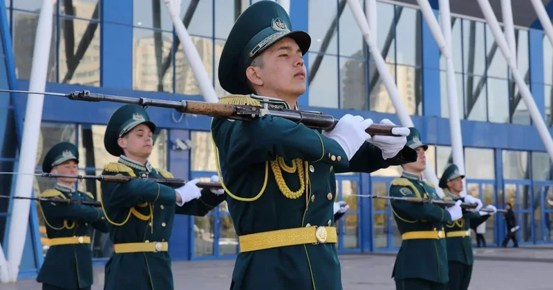 Әскери оқу орындарының түлектеріне әскери атақ беру тәртібі өзгерді