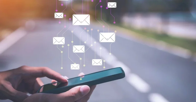 КазАвтоЖол предупредил водителей о мошеннических SMS от имени KazToll