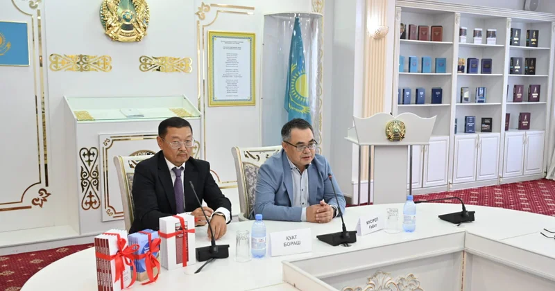 Қаламгер Ғабит Мүсірептің қос жинағы жарық көрді