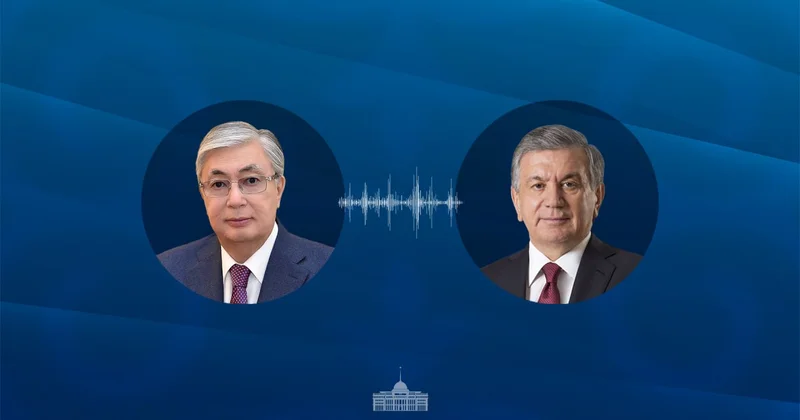Глава государства провел телефонный разговор с Президентом Узбекистана