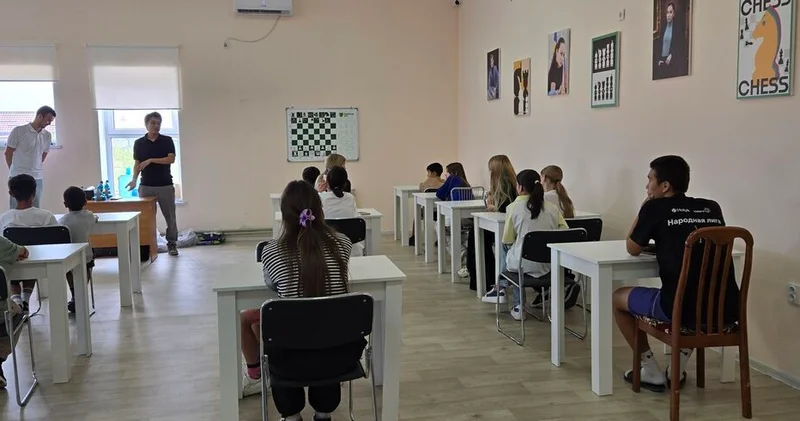 Им некогда скучать