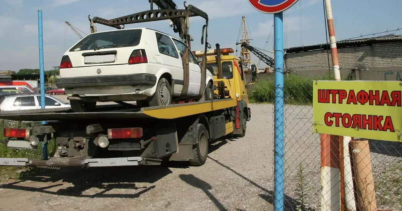 Алматы тұрғыны айып тұрағынан көлігін рұқсатсыз мініп кеткен