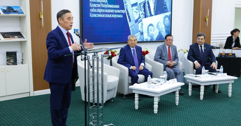 Шерхан Мұртазаның 6 мың беттік мұрасы Ұлттық архив қорына табысталды