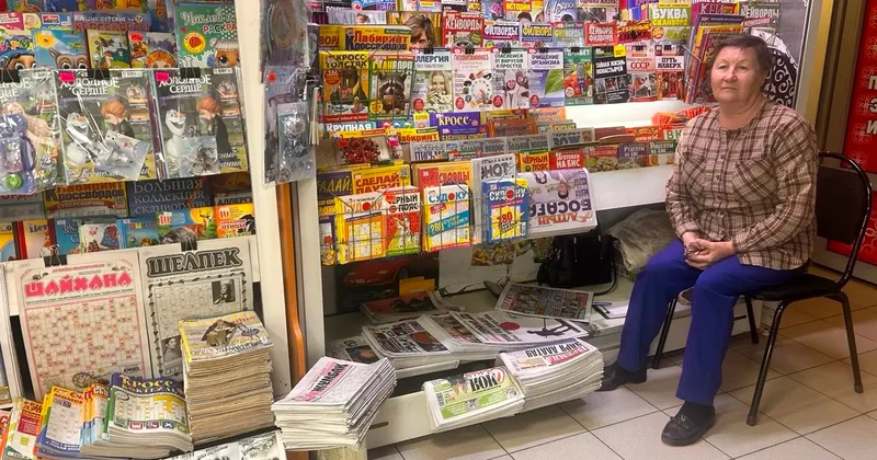 "Прочитанному в газете верится больше". Почему казахстанцы продолжают покупать газеты и журналы