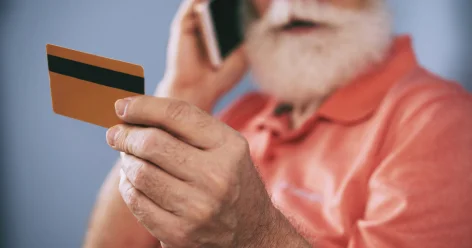 Ошибочные переводы денег стали чаще рассылать финансовые мошенники в Казахстане