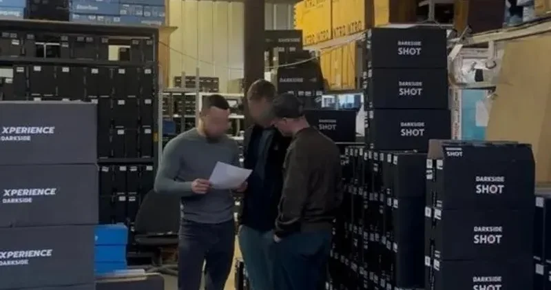 Алматыда 180 мың литрден астам заңсыз алкоголь мен бір миллионнан астам темекі тәркіленді