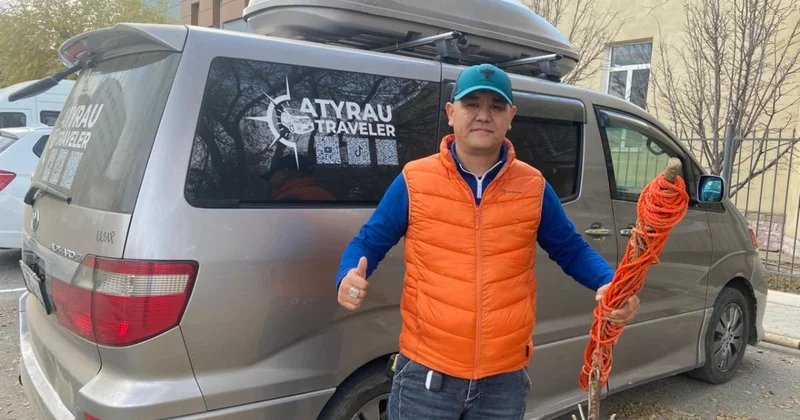 Атырау тұрғындары Жайықтың түбін өздері тазалап жүр