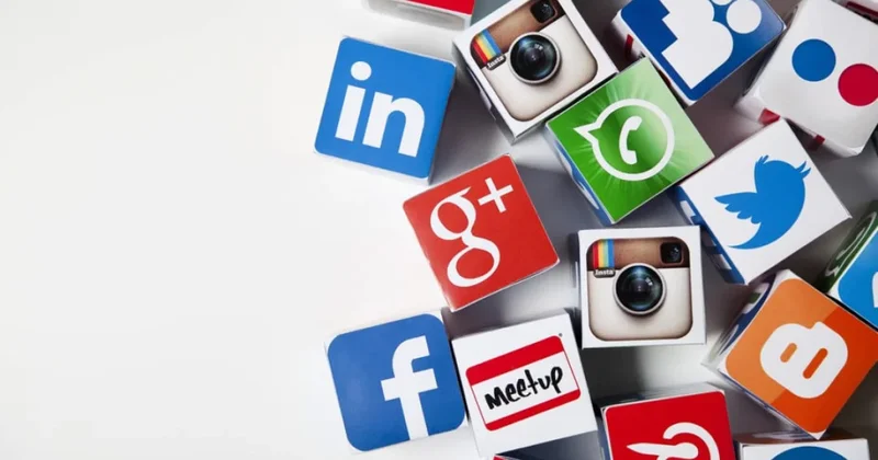 Малайзия балалардың әлеуметтік желіге кіруін заң жүзінде шектемек