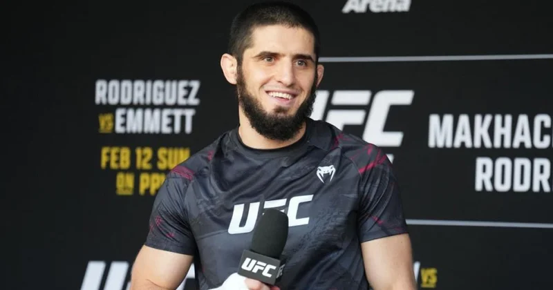 Во первых, ему надо вернуться : Ислам Махачев высказался о праве Шавката Рахмонова на титульный бой