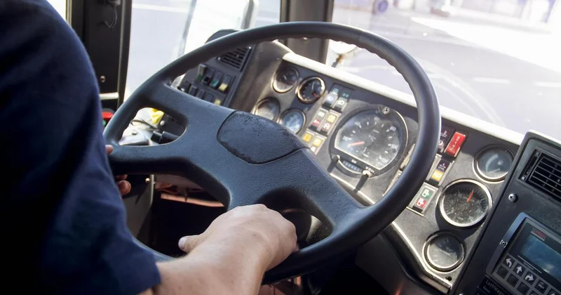 Сразу на 50 тенге могут повысить стоимость проезда в автобусах в одном из мегаполисов Казахстана