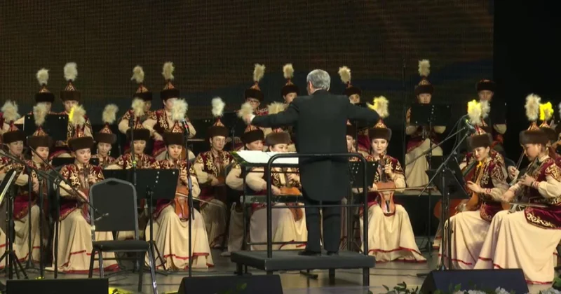 Астанада Секен Тұрысбековтің кеші өтті