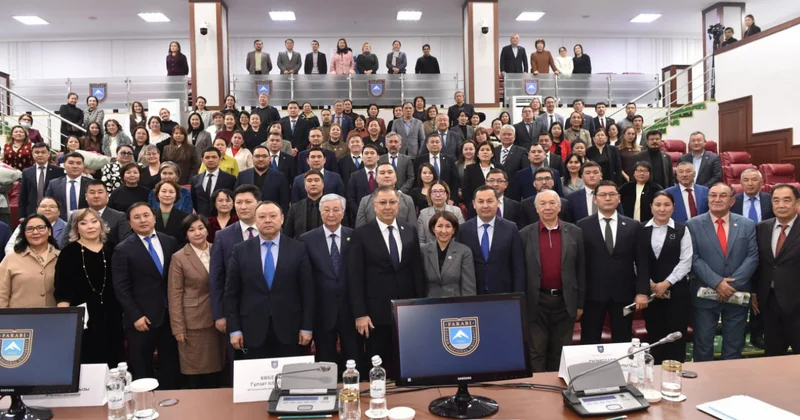 Абайдың 180 жылдығы: ҚазҰУ білім беру жүйесіне жаңа пәндер енгізді