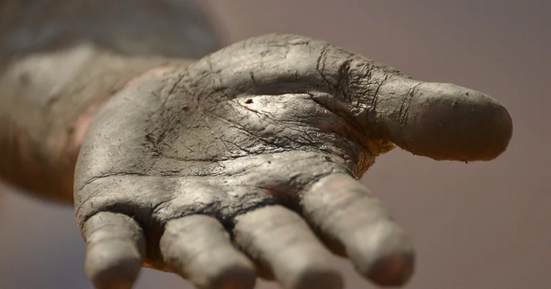 Рабочего зажало в станке колбасного цеха Уральска