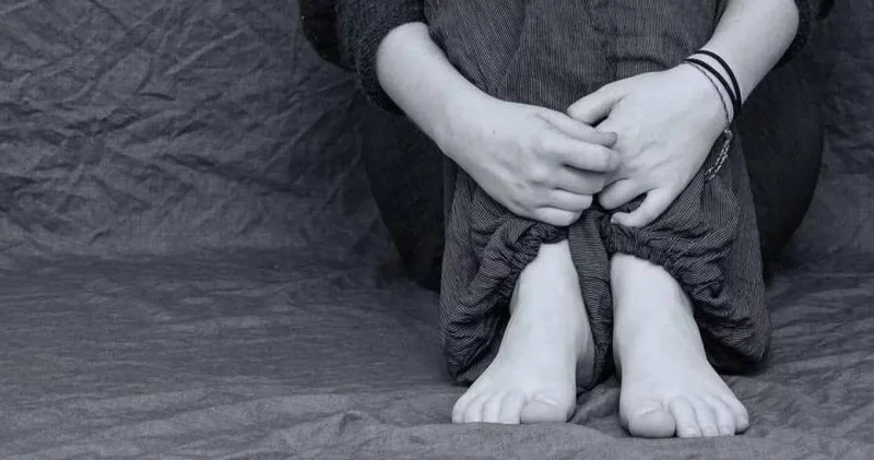 Түркістан облысында 71 жастағы ер адам он бес жастағы қызды зорлаған сот үкімі шықты