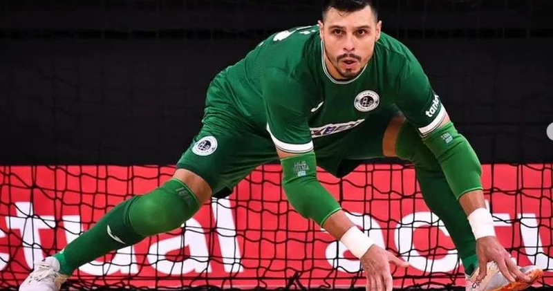 Драмы в стартовых поединках