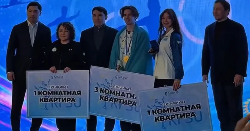 Михаил Шайдоров елге оралды: Олимпиада чемпионына пәтер кілті табысталды