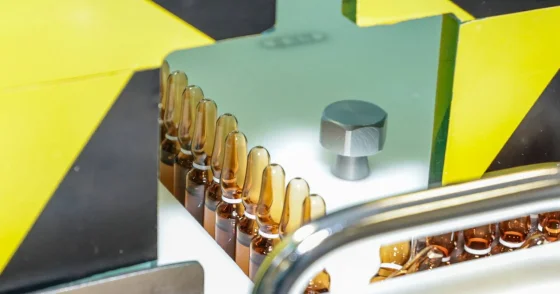 Наказывать чиновников за затягивание сроков экспертизы лекарств требует депутат