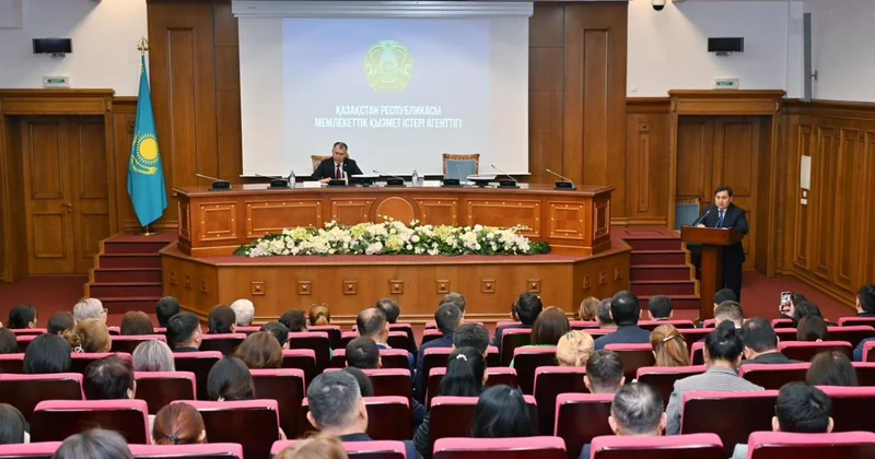 Председатель Агентства встретился с коллективом Министерства науки и высшего образования