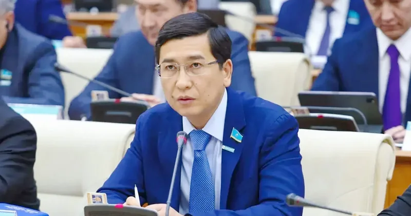 Білім мен медицина азаматтар үшін ақысыз әрі қолжетімді болып қала береді Асхат Аймағамбетов