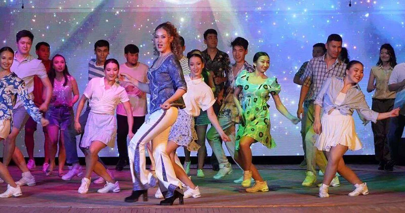 На стыке жанров, стилей и идей