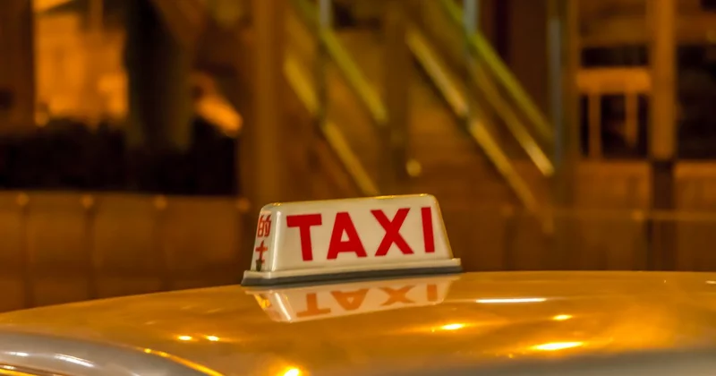 Пассажирка сломала ребра после ДТП в такси Актобе