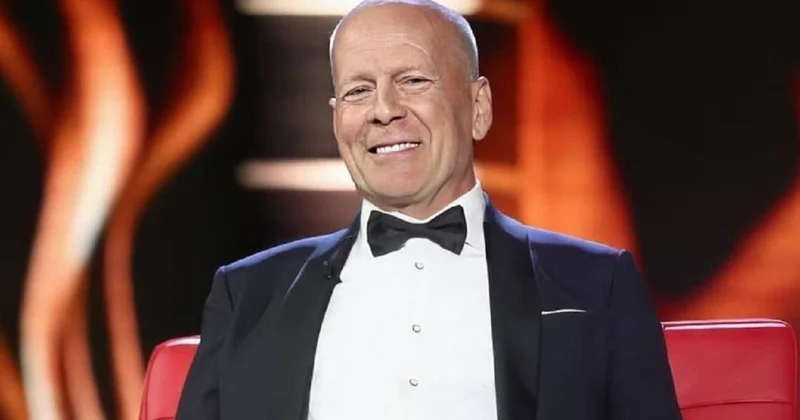 Все что нужно любовь : Деми Мур поделилась фото Брюса Уиллиса и растрогала его поклонников