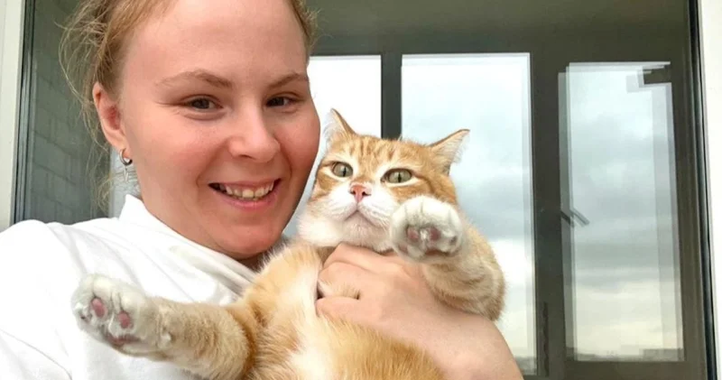 Маған 200 теңге аударсаңыз: Павлодарлық жетім қыз Instagram арқылы бір күнде пәтерлі болды