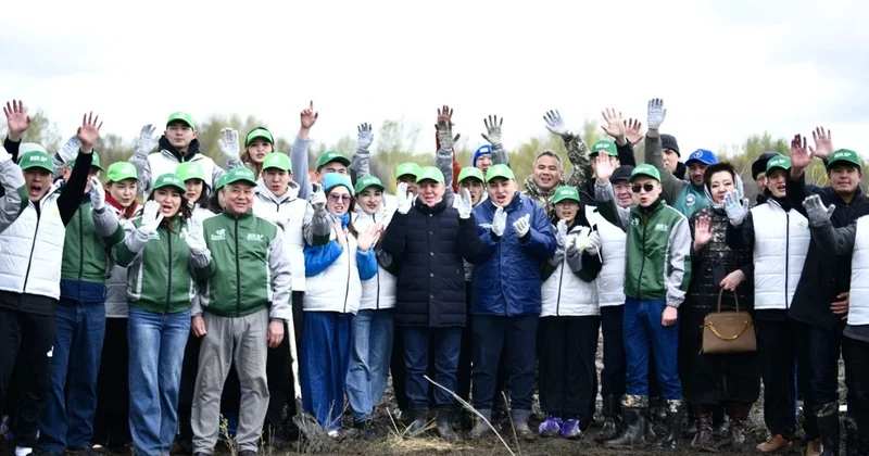 Таза Қазақстан: 1000 түп ағаш көшеті отырғызылды