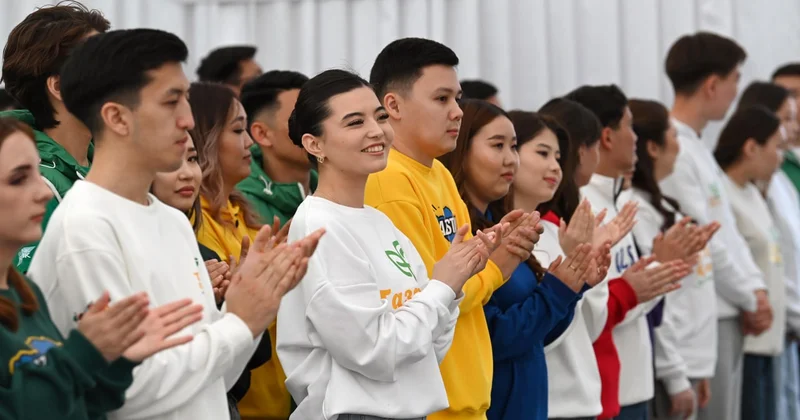 Экология мәселесін ешқандай ел жалғыз шеше алмайды: Президент жастарға тарихи миссия жүктеді