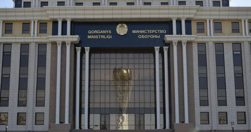 Сарбаз Ербаян Мұхтардың өлімінен кейін тергеу басталды вице министр