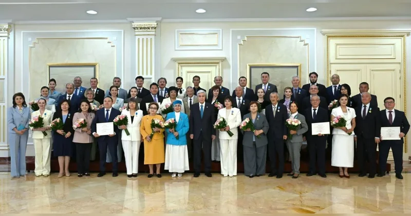 Президент БАҚ саласының үздіктерін марапаттады