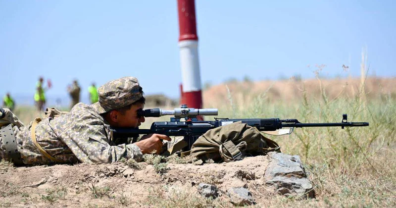 Двести военнообязанных проходят огневую подготовку на полигоне Матыбулак