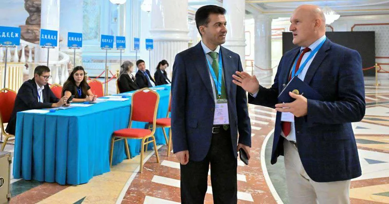 На высоком профессиональном уровне