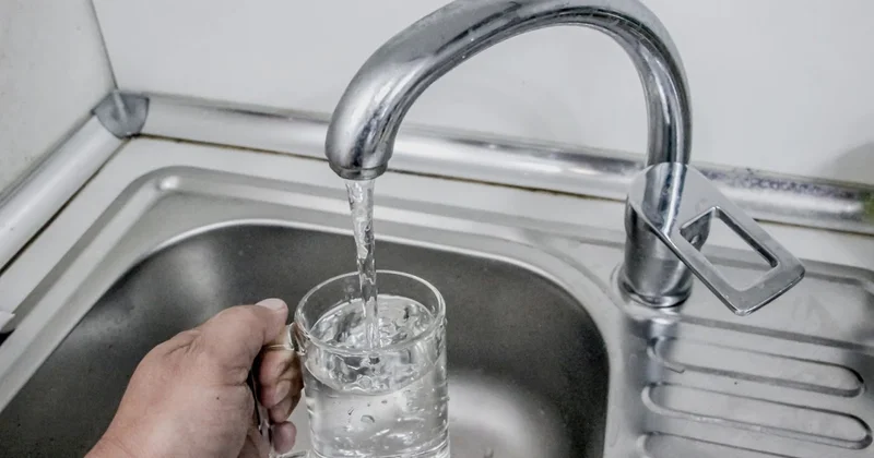 Потери воды из за неисправного крана могут составить до 100 литров в сутки