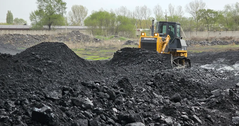 Қазақстандықтар көмірді аз сатып ала бастады