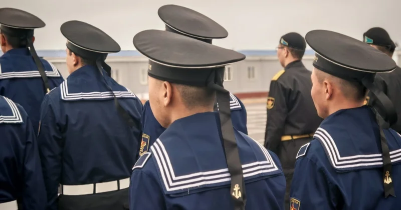 “Үйде күткен еді“. Каспийде қаза тапқандардың жақындары соңғы естеліктерімен бөлісті