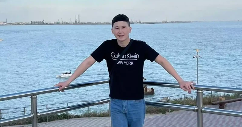 Каспийде көз жұмған сарбаздың ұстазы: Ақылбек өте мейірімді оқушы еді