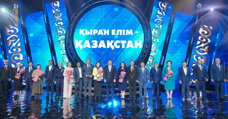 Түркістанда Республика күніне арналған Қыран елім Қазақстаным атты іс шара өтті