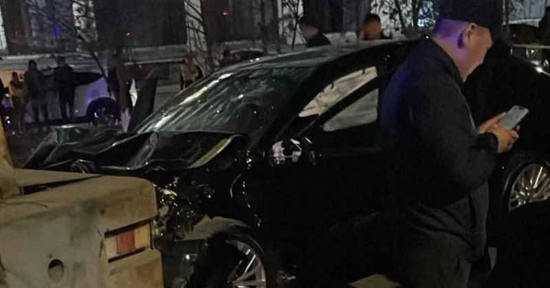 Ақтауда жол жиегіндегі техникаға соқтығысқан көлік жүргізушісі қаза тапты