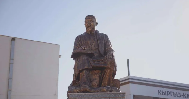 Ошта Абайға арналған көше, ескерткіш және музей ашылды